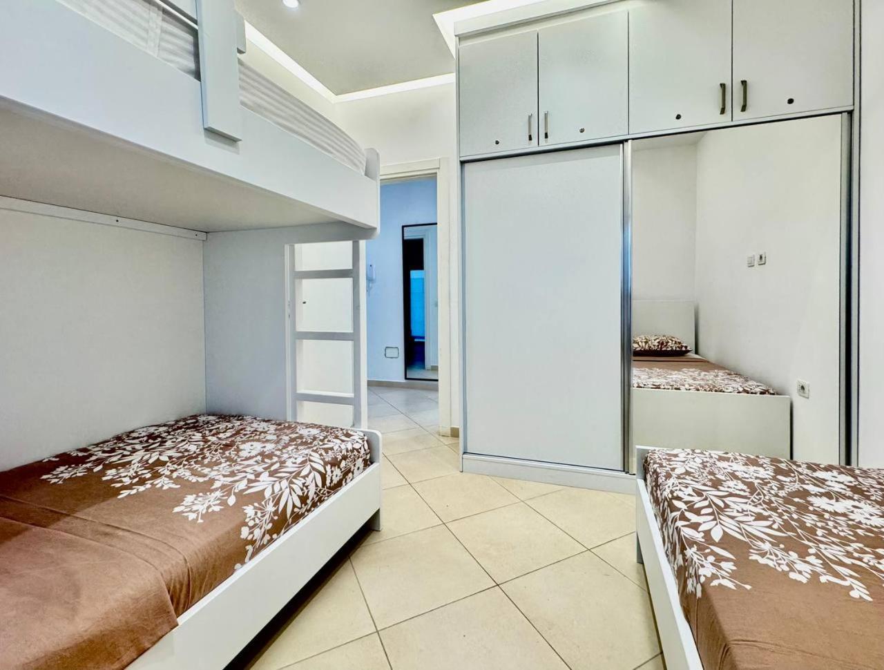 Sea And View Apartamento Sarandë